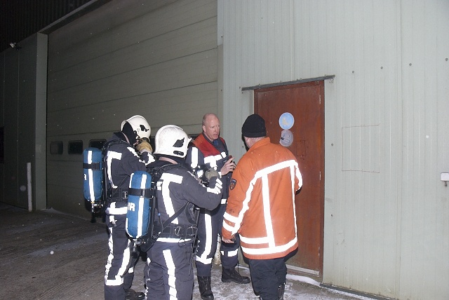 2010/30a/20100210 001 Oefening 2 binnenbrand schuur Bennebroekerweg.jpg